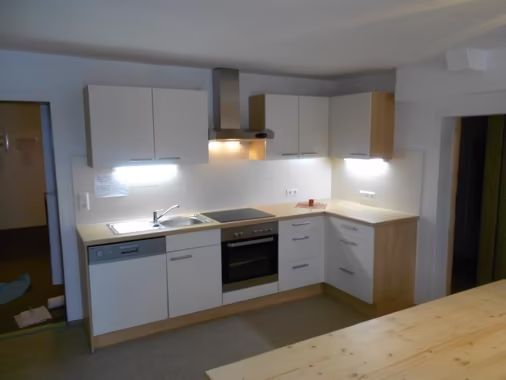 Geräumige Küche in der Ferienwohnung im Bauernhaus